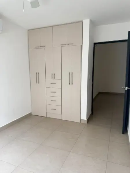 Casa en venta en Montenova, García — foto 3 de 13