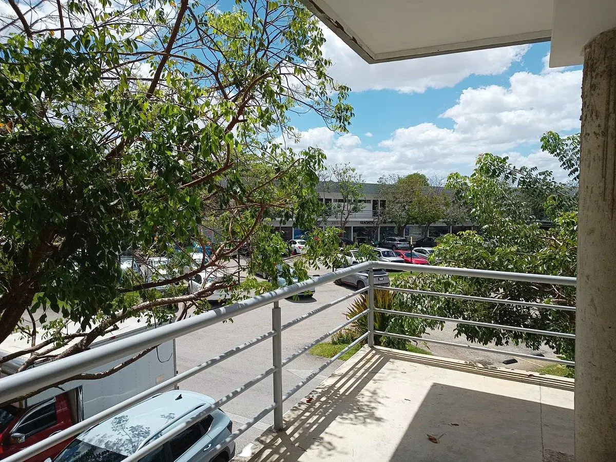 Local en renta en Jardines del Norte, Mérida — foto 1 de 14