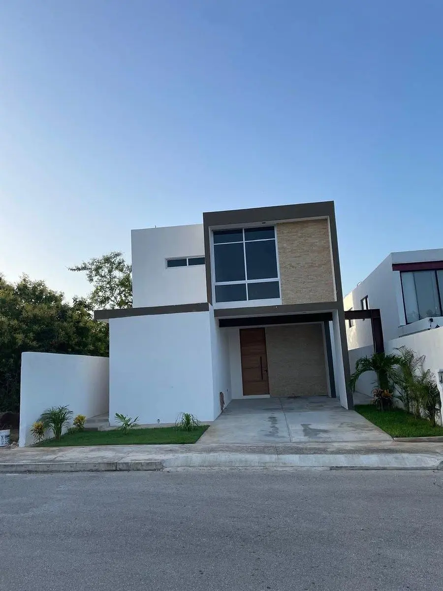 Casa en venta en Yaxkukul, Yaxkukul — foto 1 de 17