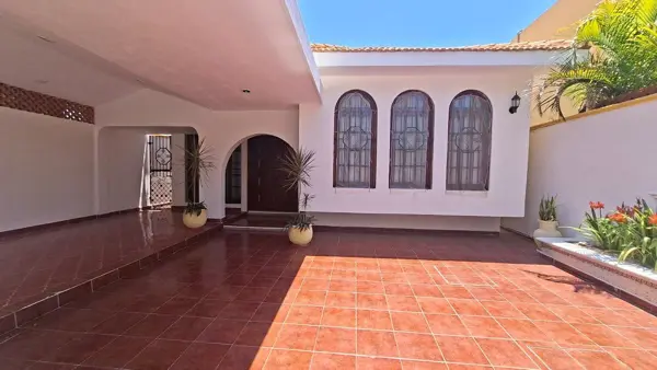 Casa en venta en Las Brisas Del Norte, Mérida — foto 3 de 17