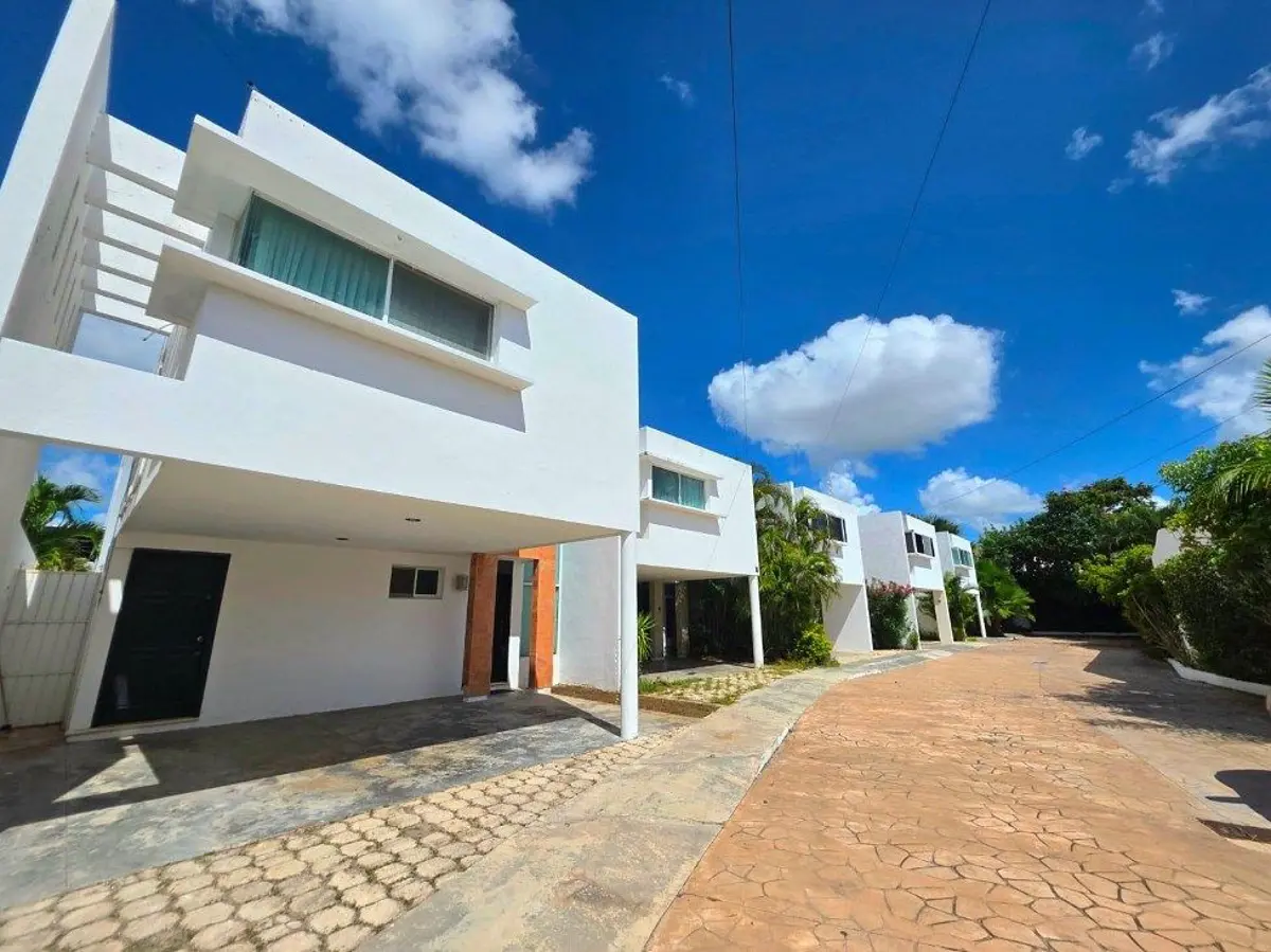 Casa en venta en Fraccionamiento Montecristo, Mérida — foto 1 de 27
