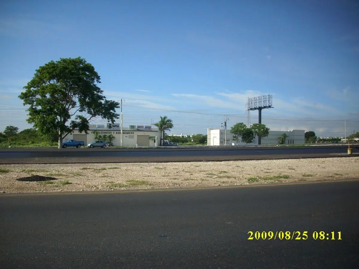 Terreno en renta en Industrias No Contaminantes, Mérida — foto 1 de 14