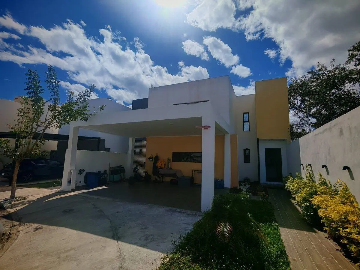Casa en venta en Residencial Floresta, Mérida — foto 1 de 18