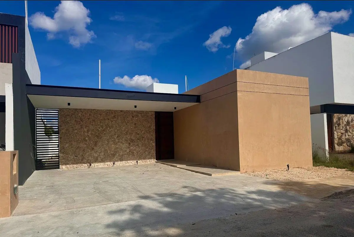Casa en venta en Villas Cholul, Mérida — foto 1 de 13