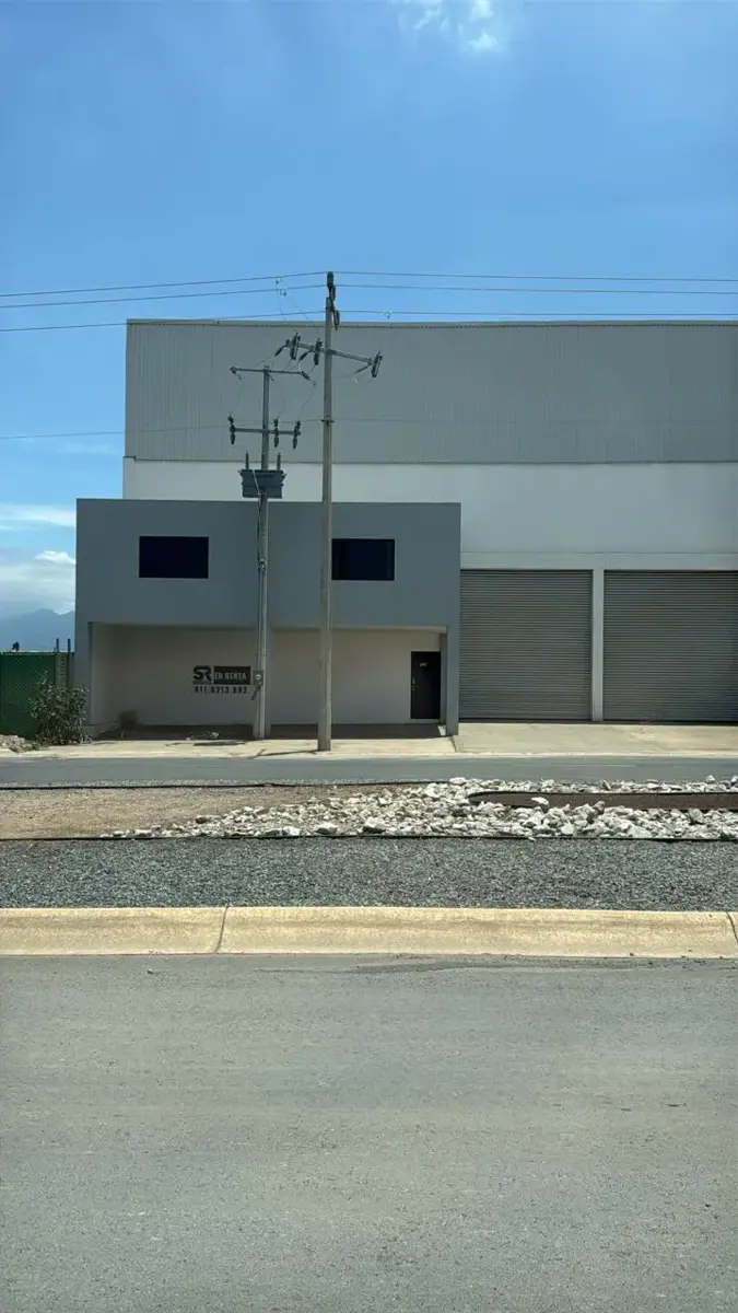 Bodega en renta en Magna Industrial Park, Santa Catarina — foto 1 de 9
