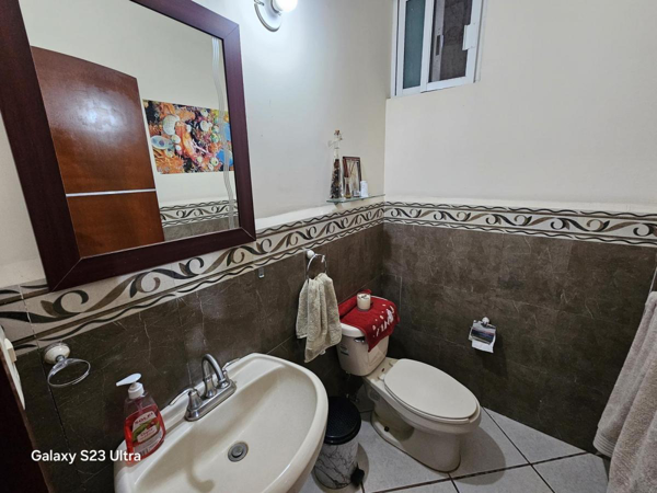 Casa en venta en Lomas de Gran Jardin, León — foto 3 de 6