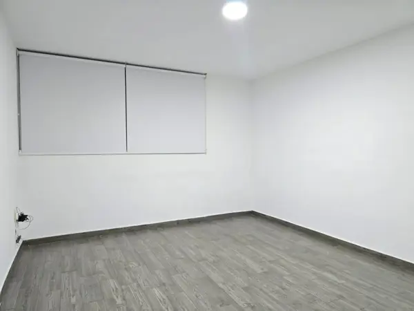 Renta oficinas céntricas. Col. Gabriel Pastor. A un costado del Colegio América