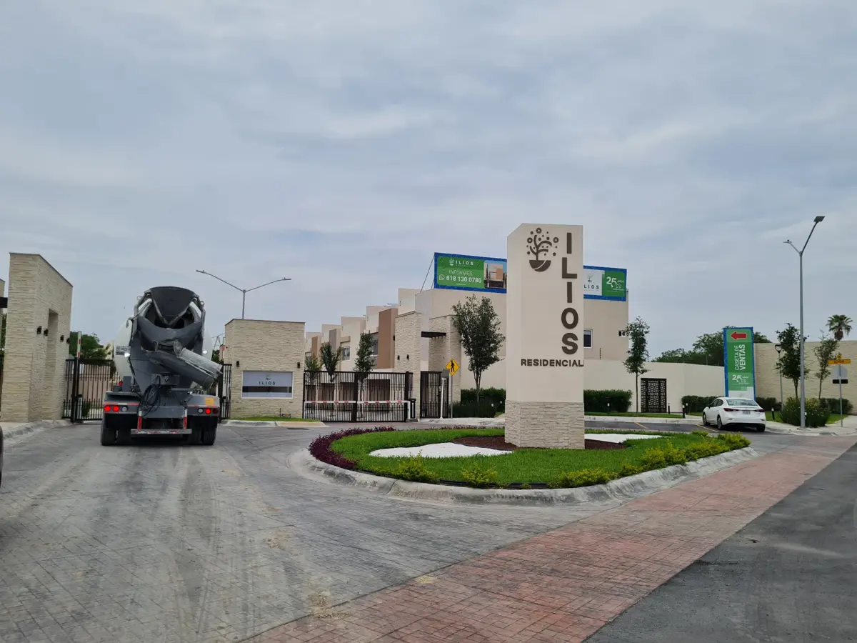 Terreno en venta en Hacienda Lagrange, San Nicolás de los Garza — foto 1 de 16