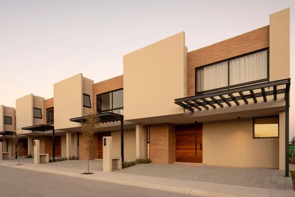 ¡La casa de tus sueños está lista para ti en Santa Fe II!  
Estrena la Casa Modelo Oyamel