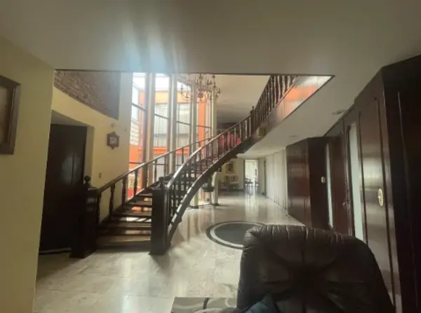 Casa en venta en Del Carmen, Coyoacán — foto 2 de 32