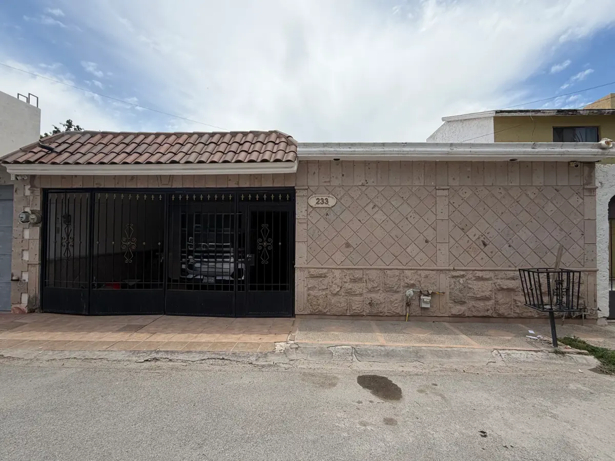Casa en renta en Residencial la Hacienda, Torreón — foto 1 de 21