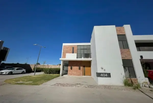 Casa en venta en Urbi Villa del Cedro, Gómez Palacio — foto 2 de 13