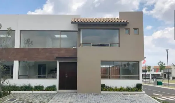 Casa en venta en Residencial Valle de las Fuentes, Calimaya — foto 2 de 7