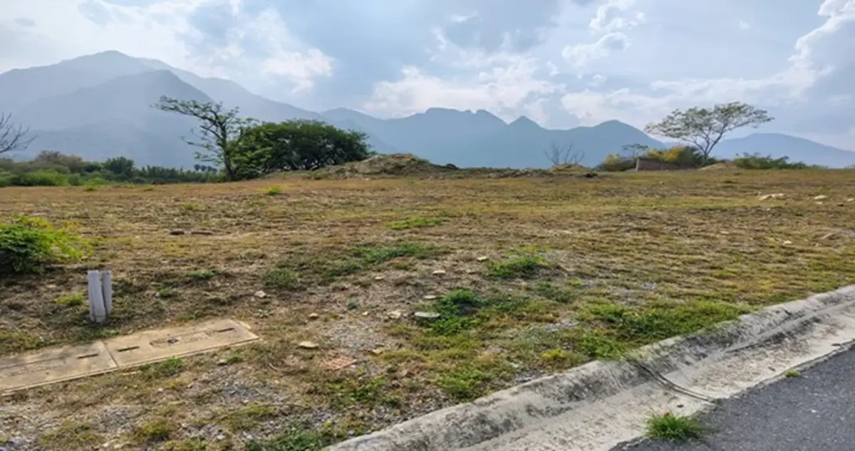 Terreno en venta en Lagos de San Francisco, Santiago — foto 1 de 13