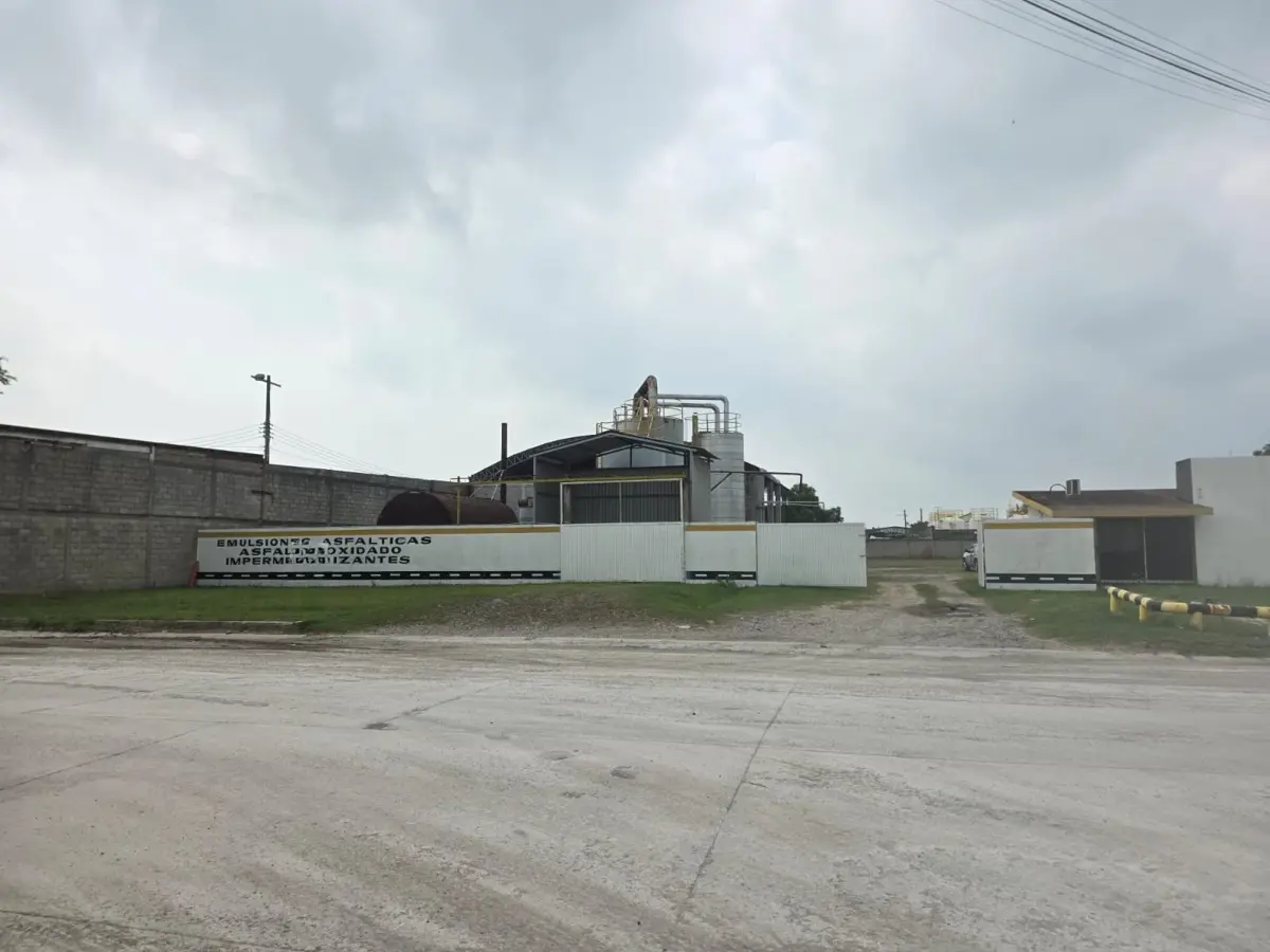 Terreno en venta en Parque de la Pequeña y Mediana Industria, Altamira — foto 1 de 15