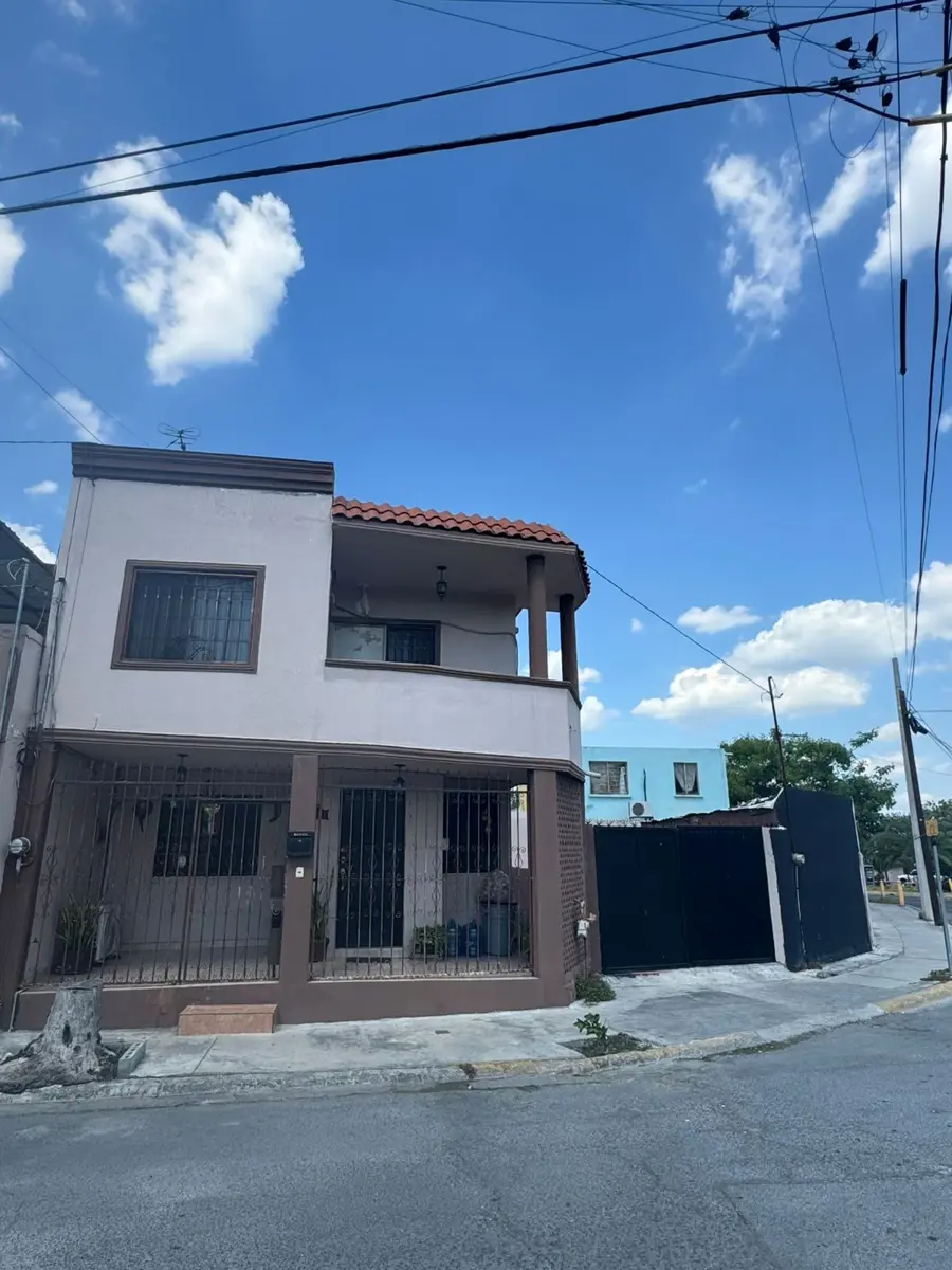 Casa en venta en Paseo San Nicolás, San Nicolás de los Garza — foto 1 de 24