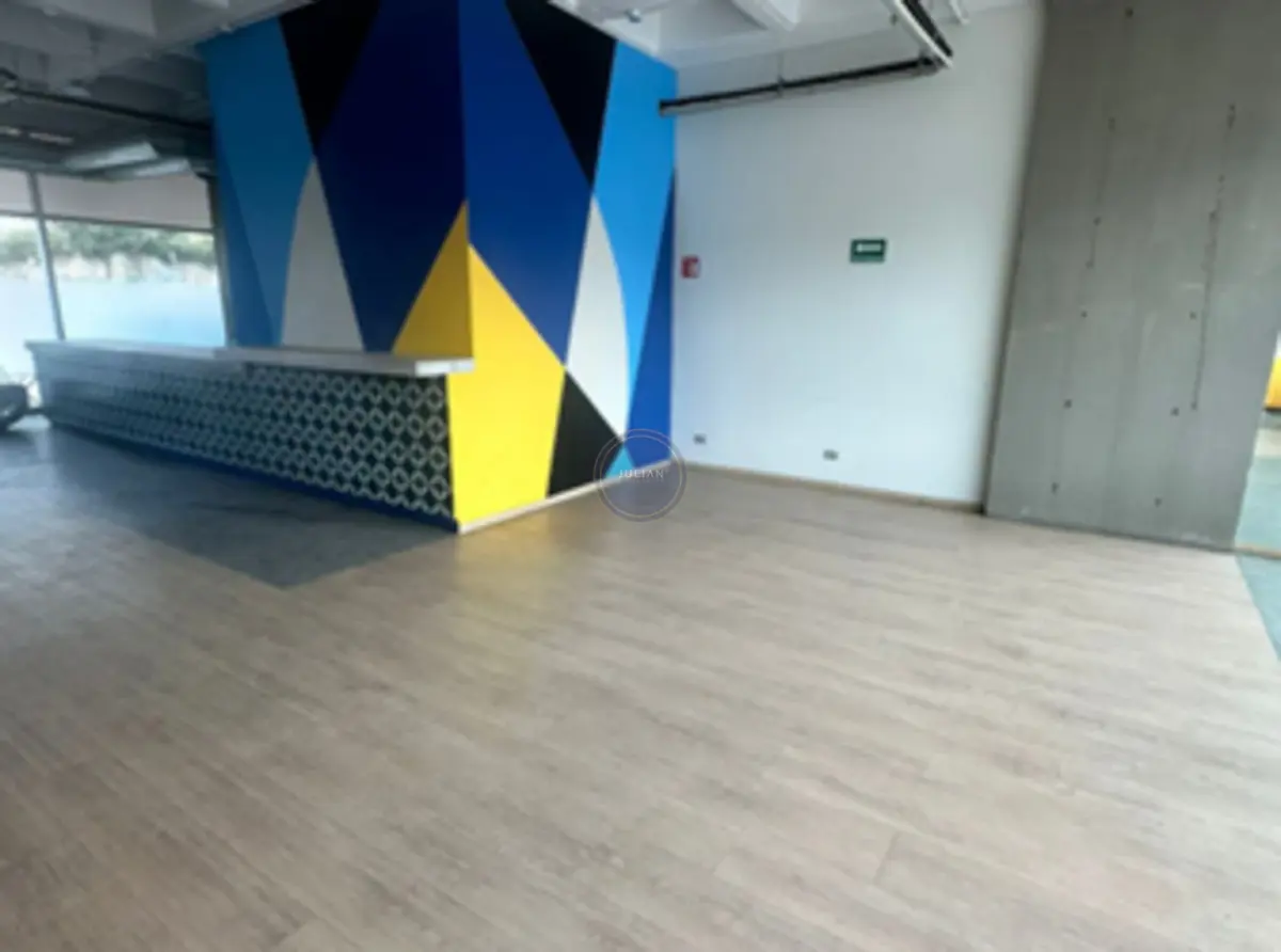 Oficina en venta en Zona Valle Oriente, San Pedro Garza García — foto 1 de 3