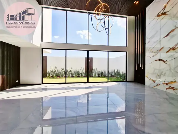 Casa en venta en Lomas de Angelópolis, San Andrés Cholula — foto 2 de 26