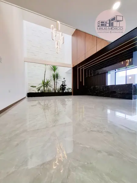 Casa en venta en Lomas de Angelópolis, San Andrés Cholula — foto 2 de 23