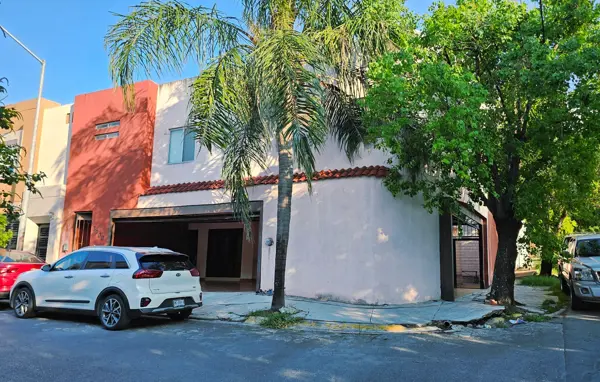 Casa en venta en Bosques del Contry, Guadalupe — foto 2 de 17