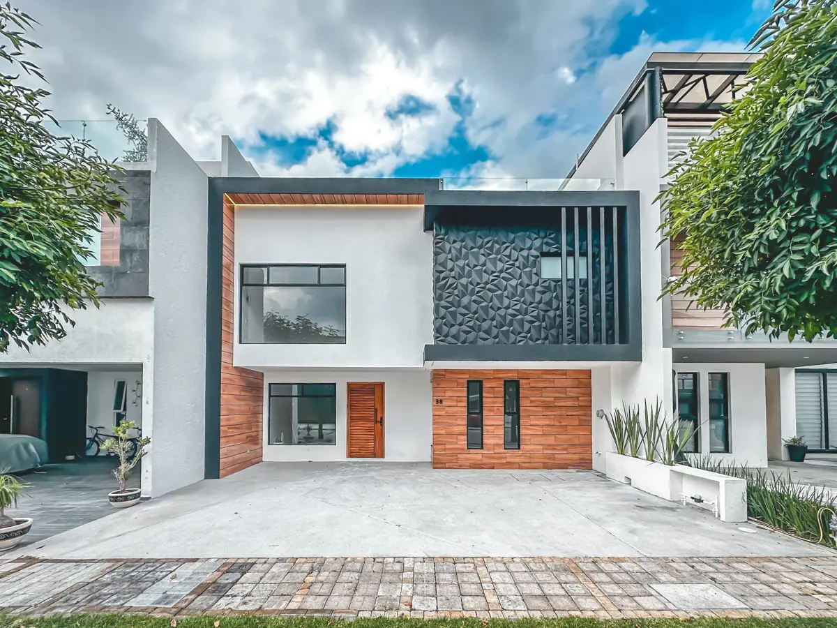 Casa en venta en Lomas de Angelópolis, Ocoyucan — foto 1 de 38