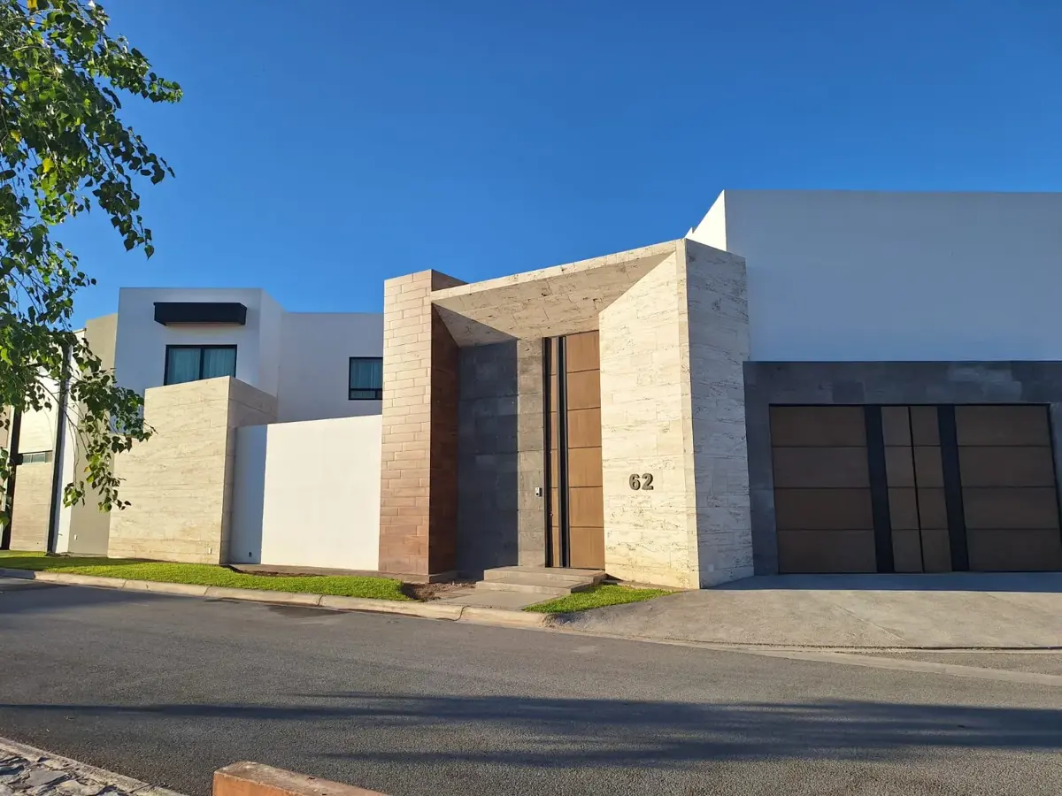 Vista 2 de Casa en Venta en Hacienda del Rosario, Torreón, Coahuila de Zaragoza