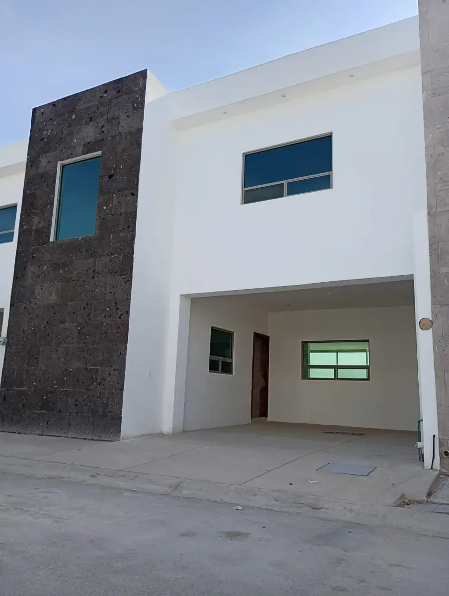 Casa en venta en Los Viñedos, Torreón — foto 1 de 31