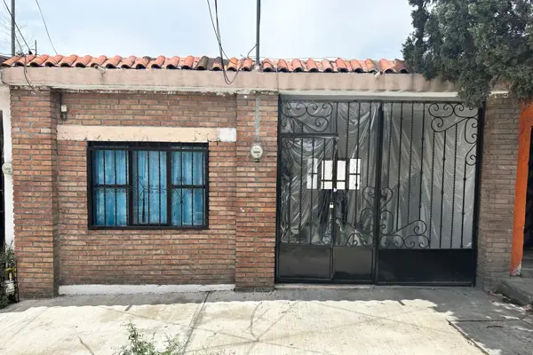 Casa en VENTA en la col. Zamora Casa en VENTA en la col. Zamora