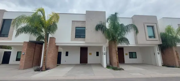 Casa en venta en Residencial Senderos, Torreón — foto 2 de 34