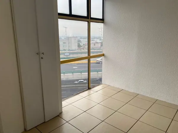 Oficina en renta en El Conde, Naucalpan de Juárez — foto 3 de 13