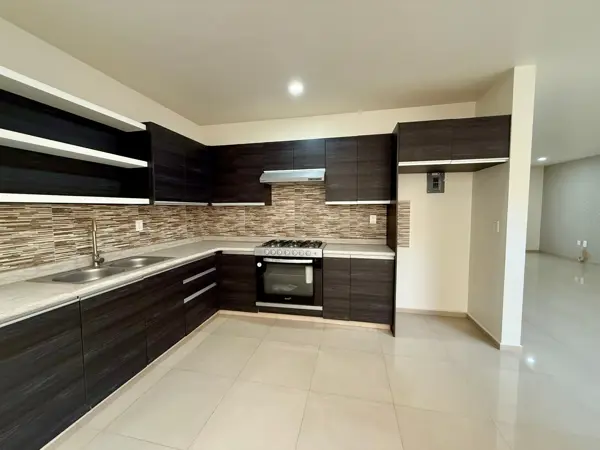 Casa en venta en El Portezuelo, Mineral de la Reforma — foto 3 de 16