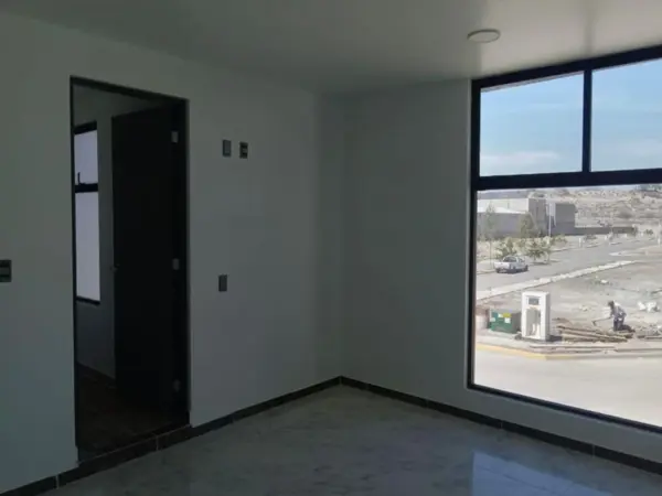 Casa en venta en Las Águilas, Mineral de la Reforma — foto 3 de 11