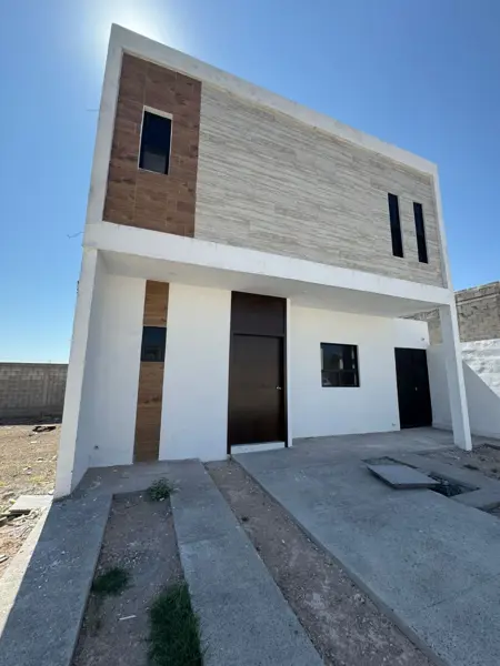 Casa en venta en Fidel Velázquez, Torreón — foto 2 de 29