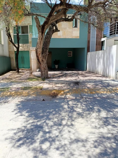 Casa en Venta en Lomas Punta del Este, León, Guanajuato