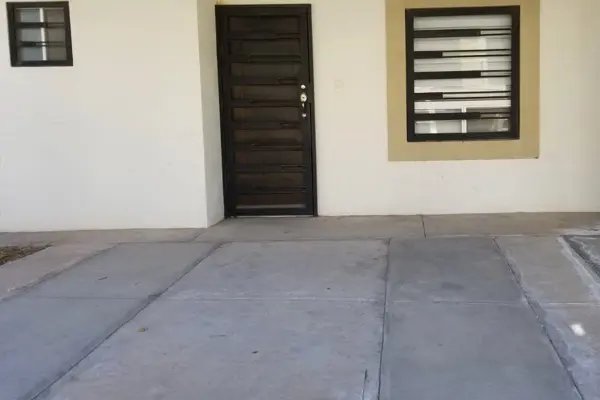 Casa en renta en Portal de las Lomas, Saltillo — foto 2 de 16