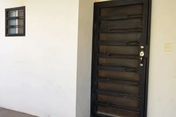 Casa en renta en Portal de las Lomas, Saltillo — foto 3 de 16