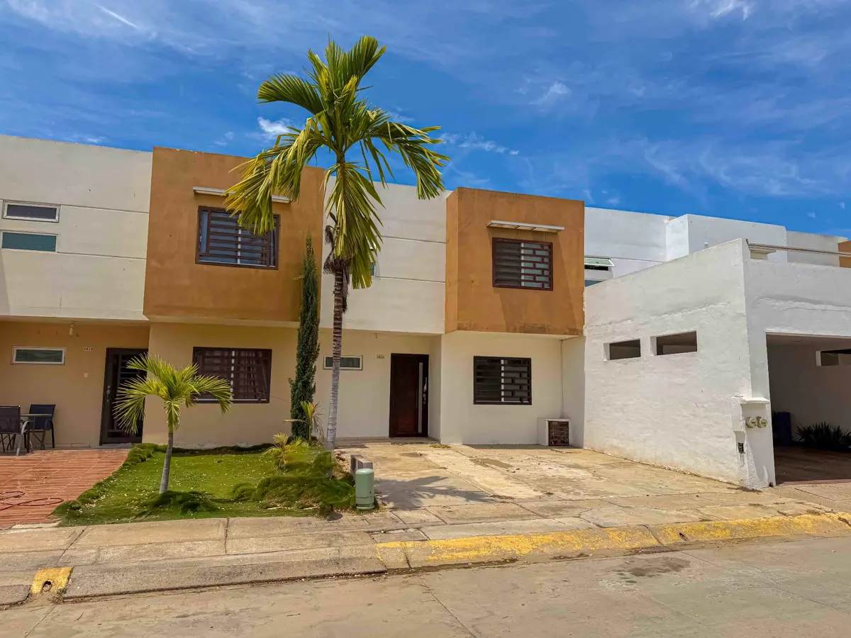Casa en venta en Hacienda del Seminario, Mazatlán — foto 1 de 34
