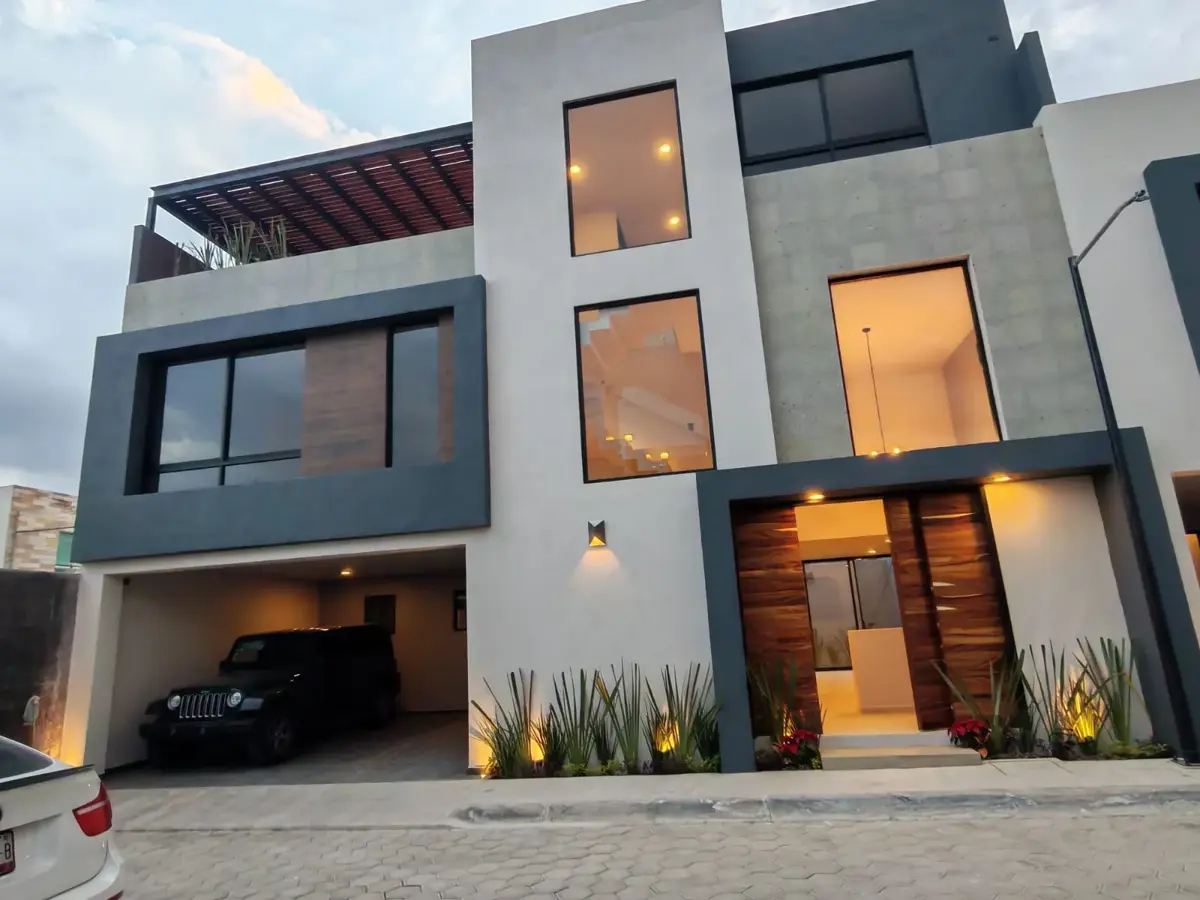 Casa en venta en Santiago Momoxpan, San Pedro Cholula — foto 1 de 39