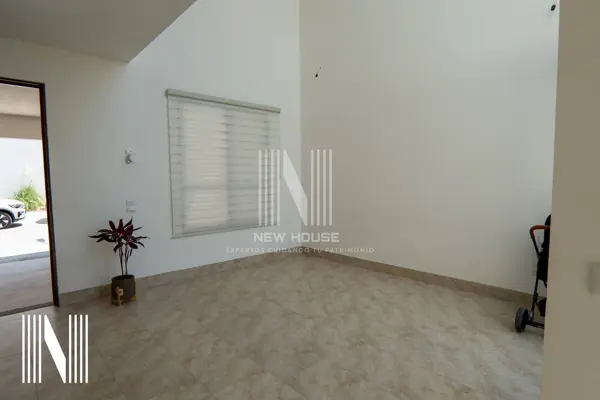 Casa en venta en Lombardía Residencial, León — foto 2 de 25