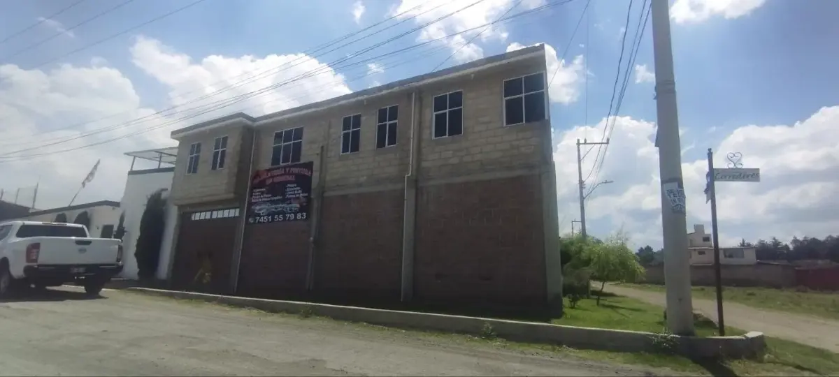 Casa en venta en Cacalomacán Centro, Toluca — foto 1 de 8