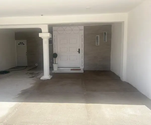 Casa en Privada Exclusiva Recien Remodelada Zona Viñedos.