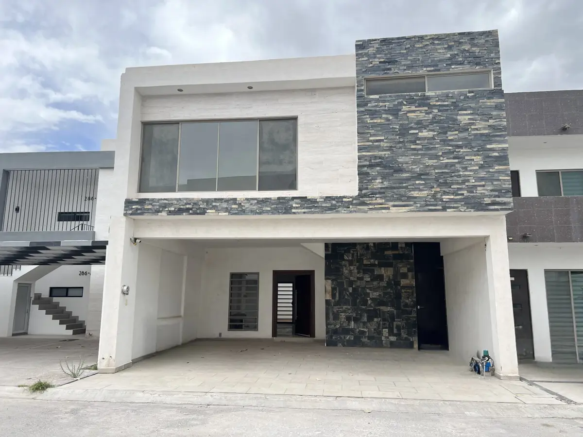 Casa en venta en San Marino, Torreón — foto 1 de 16
