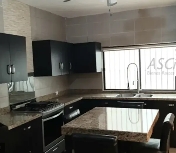 Casa en renta en Las Cumbres, Monterrey — foto 2 de 9