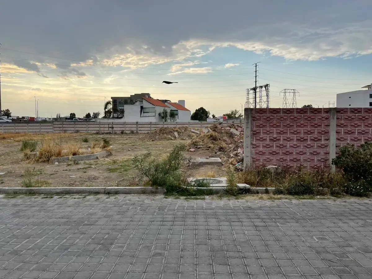 Terreno en venta en Santiago Momoxpan, San Pedro Cholula — foto 1 de 4