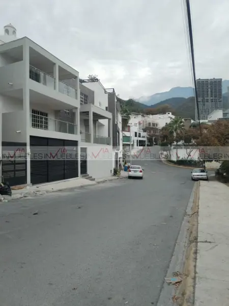 Casa en venta en Lomas del Paseo, Monterrey — foto 3 de 26