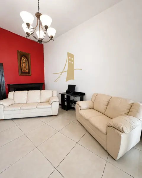 Casa en renta en La Aurora, Saltillo — foto 2 de 17
