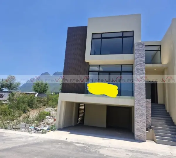 Casa en venta en La Montaña, García — foto 2 de 21