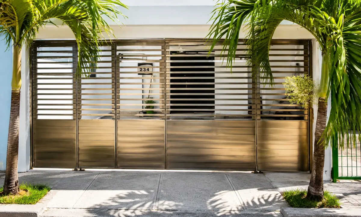 Casa en venta en La Guadalupana, Playa del Carmen — foto 1 de 10