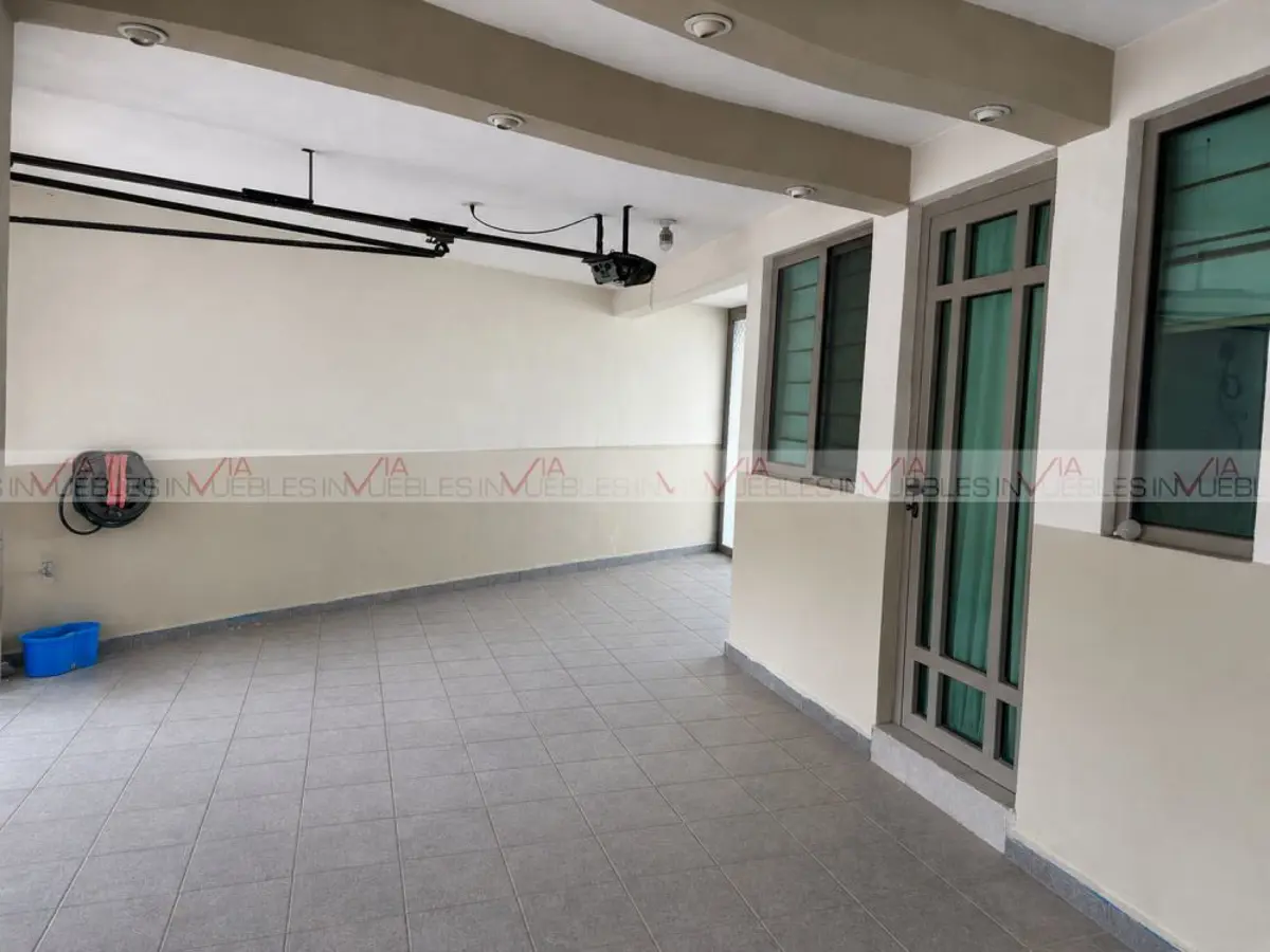 Casa en venta en Mitras Poniente, García — foto 1 de 13