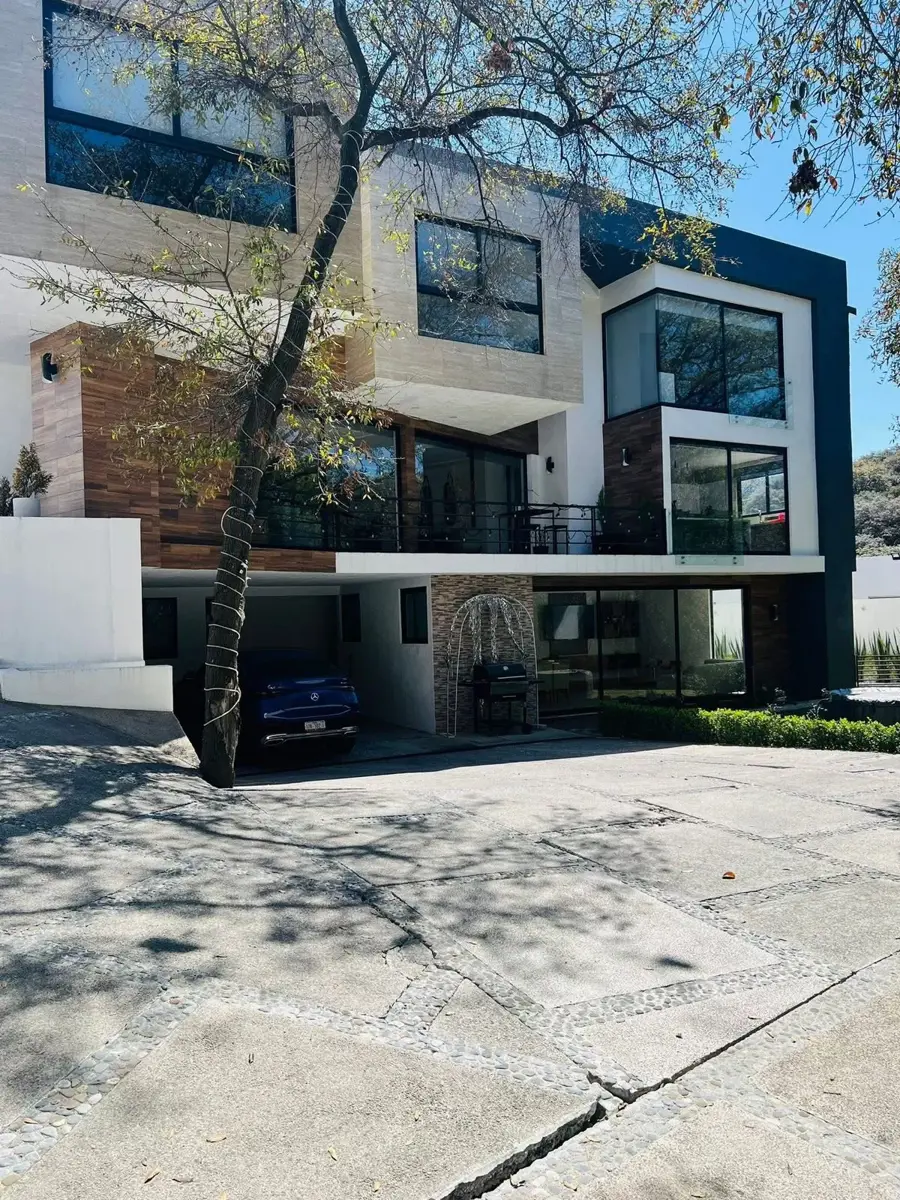 Casa en venta en Bosque Esmeralda, Atizapán de Zaragoza — foto 1 de 35